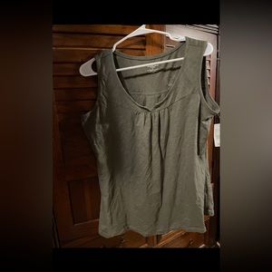 Northcrest size Large Olive Tank